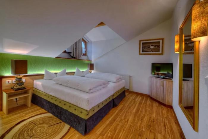 Koenigshof Hotel Resort 오버스타우펜 객실 사진
