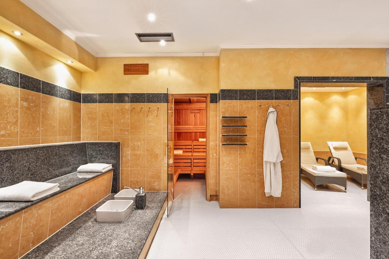 Koenigshof Hotel Resort 오버스타우펜 외부 사진